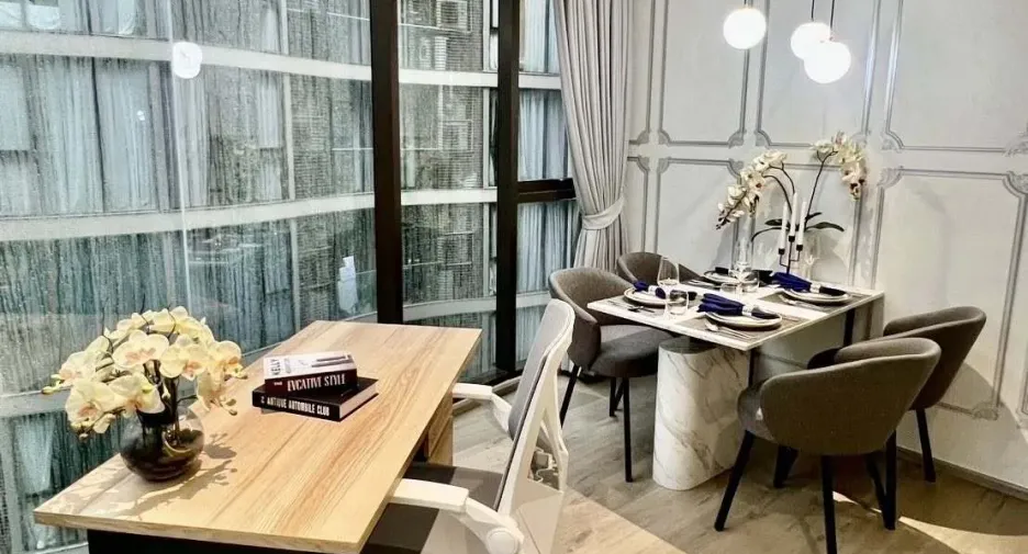 For rent 2 bedrooms condo in Khlong Toei, Bangkok