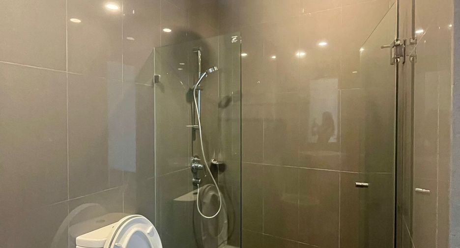 Wohnung zur Miete mit 2 Zimmer in Bang Rak, Bangkok