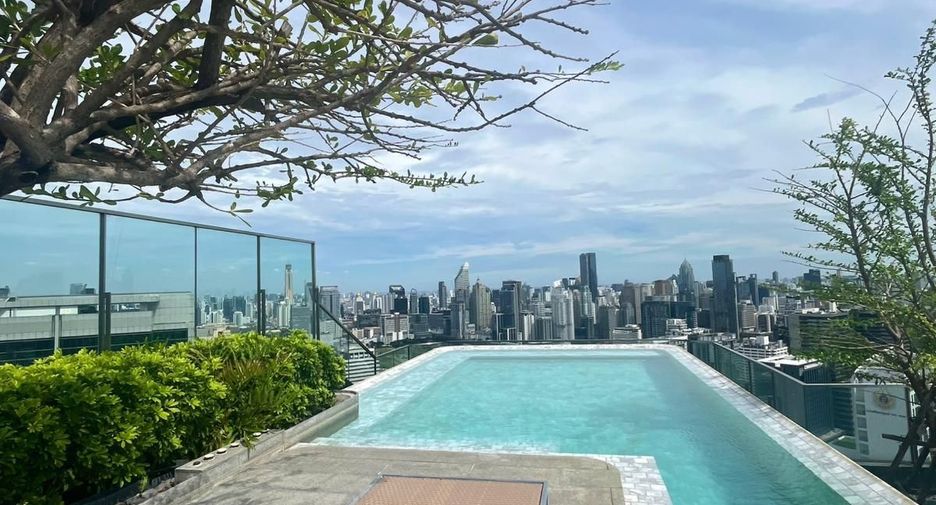 Wohnung zur Miete mit 2 Zimmer in Bang Rak, Bangkok