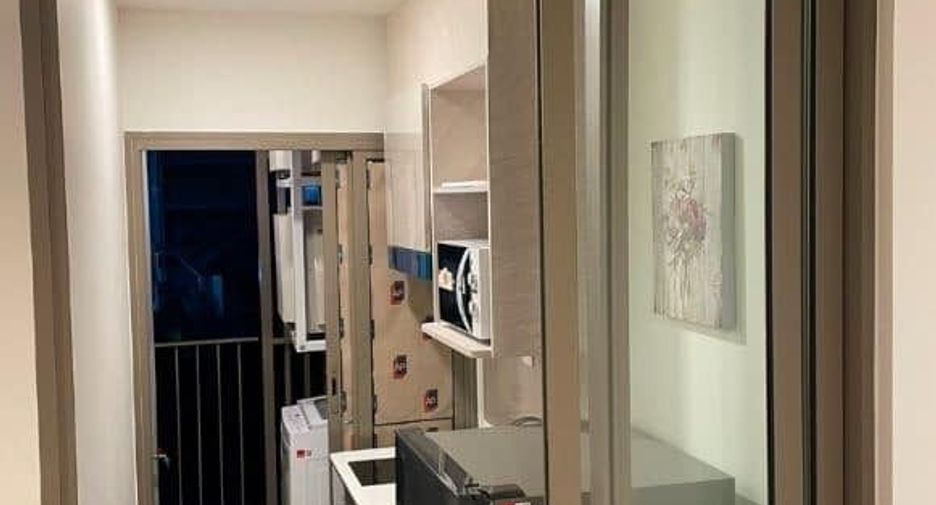 For rent 1 bed condo in Bangkok Noi, Bangkok