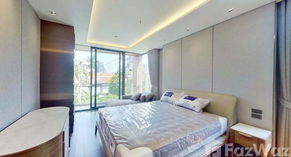 For rent 2 bedrooms condo in Khlong Toei, Bangkok