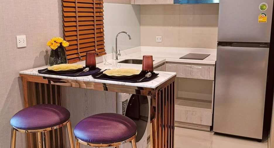 For rent 1 bed condo in Pathum Wan, Bangkok