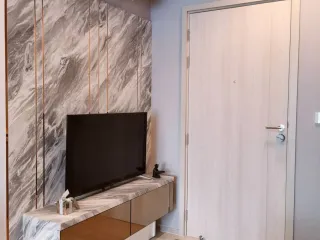 For rent 1 bed condo in Pathum Wan, Bangkok
