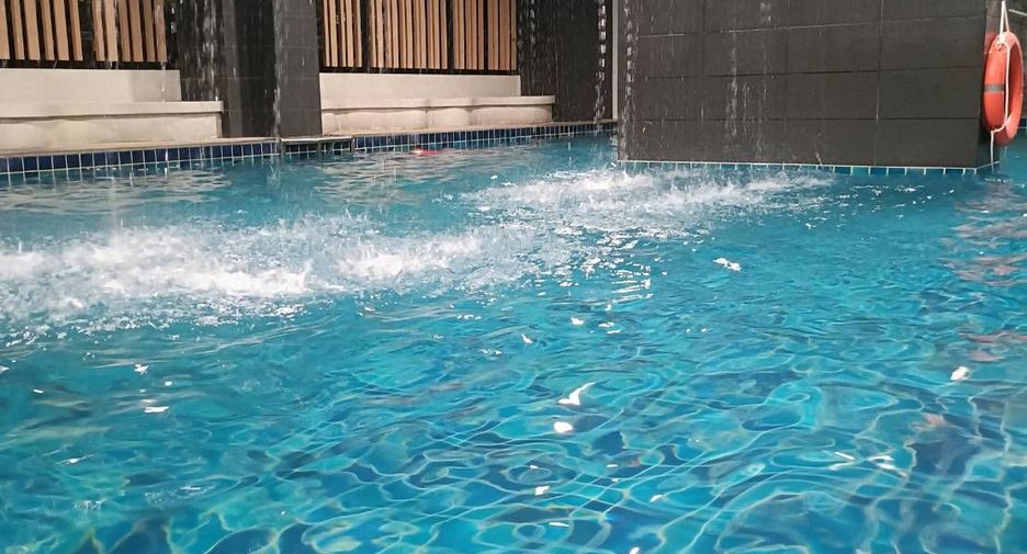 For rent 2 bedrooms condo in Suan Luang, Bangkok