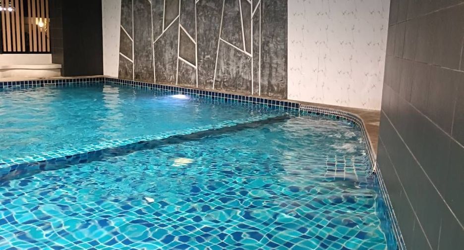 For rent 2 bedrooms condo in Suan Luang, Bangkok