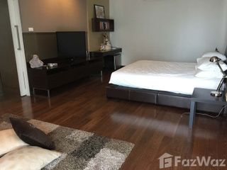 For rent 3 bedrooms house in Watthana, Bangkok