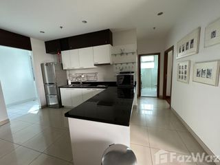 Condo en alquiler de 2 habitaciones en Yan Nawa, Bangkok