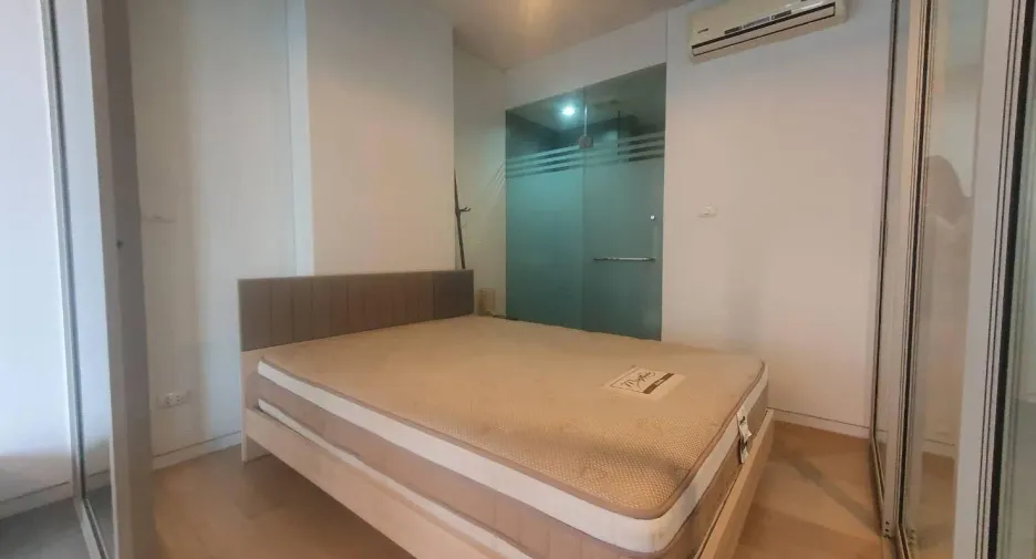 For rent 1 bed condo in Phaya Thai, Bangkok