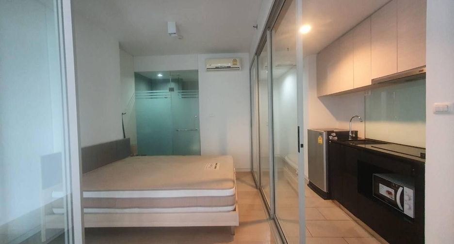For rent 1 bed condo in Phaya Thai, Bangkok