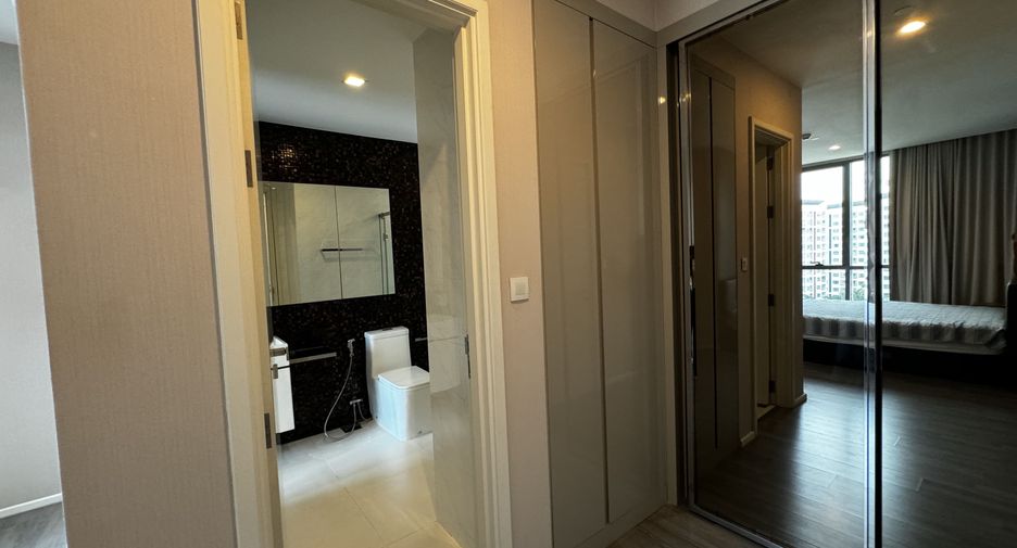 Condo en alquiler de 2 habitaciones en Khlong Toei, Bangkok
