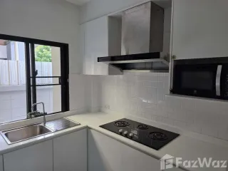出租 4 卧室 独立屋 在 Prawet, 曼谷