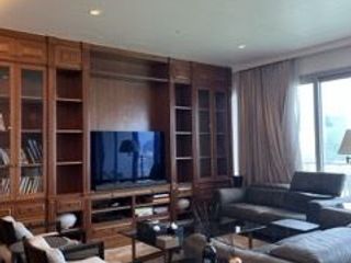 Condo en alquiler de 3 habitaciones en Pathum Wan, Bangkok