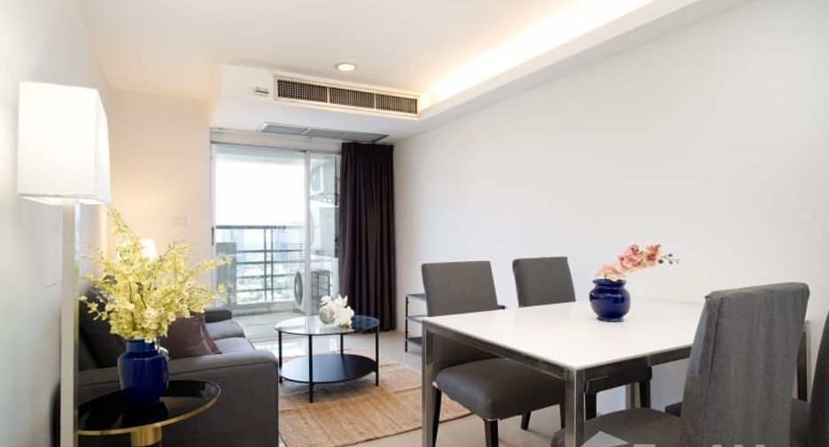 For rent 2 bedrooms apartment in Khlong Toei, Bangkok