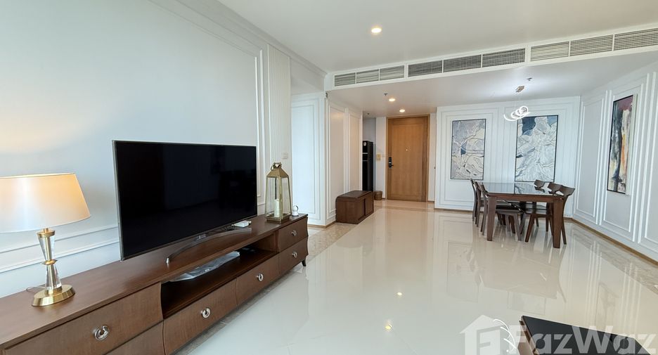 For rent 3 ベッドルーム condo in Sathon, Bangkok
