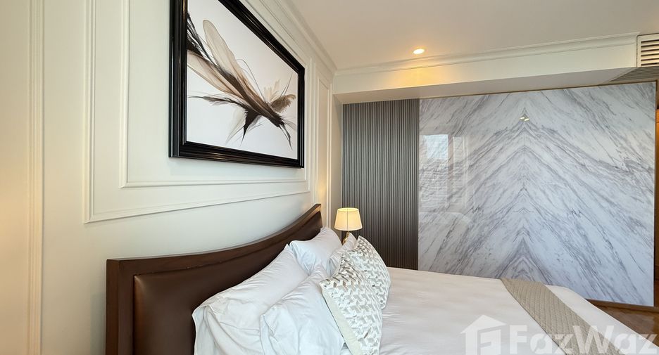 For rent 3 ベッドルーム condo in Sathon, Bangkok