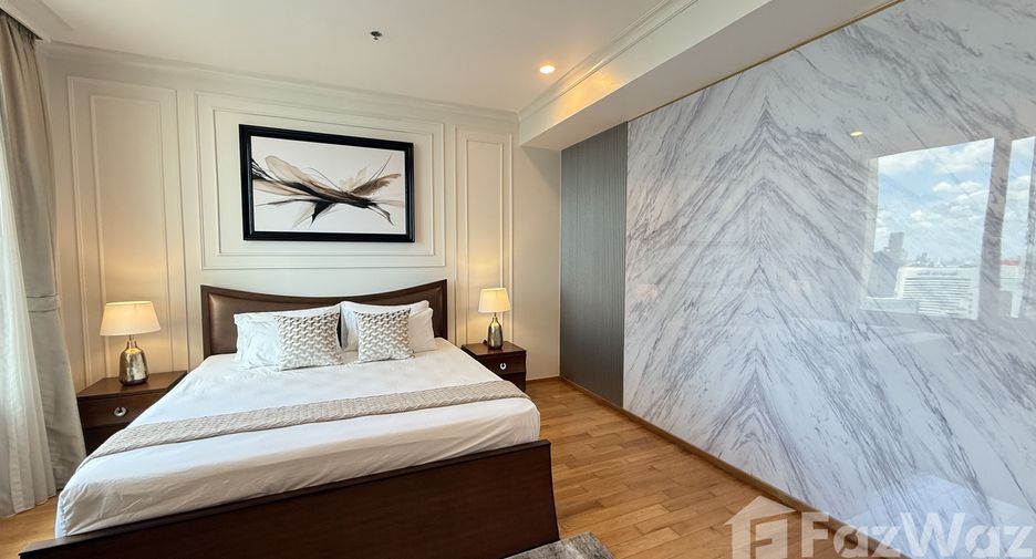 For rent 3 ベッドルーム condo in Sathon, Bangkok