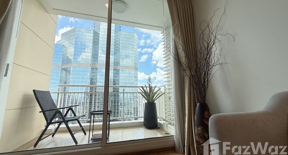 For rent 3 ベッドルーム condo in Sathon, Bangkok