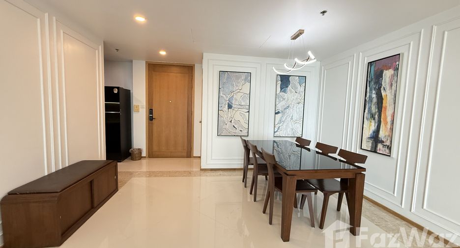 For rent 3 ベッドルーム condo in Sathon, Bangkok