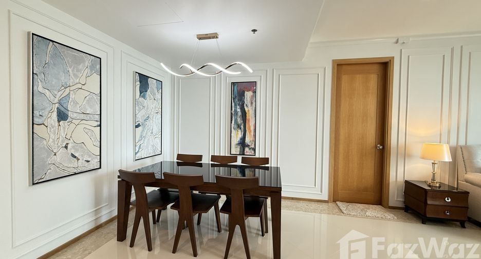 For rent 3 ベッドルーム condo in Sathon, Bangkok