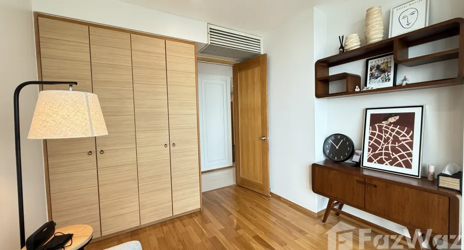 For rent 3 ベッドルーム condo in Sathon, Bangkok