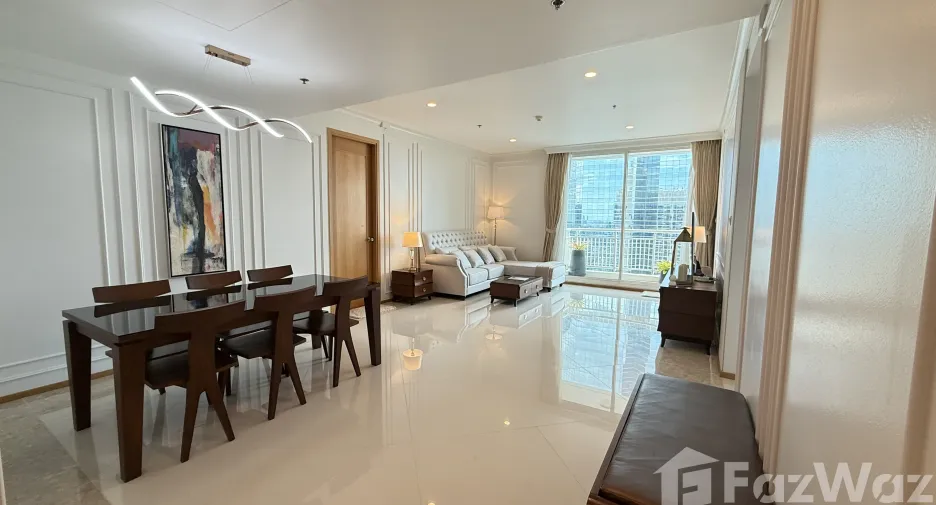 For rent 3 ベッドルーム condo in Sathon, Bangkok