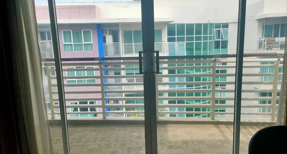 For rent 2 ベッドルーム condo in Watthana, Bangkok