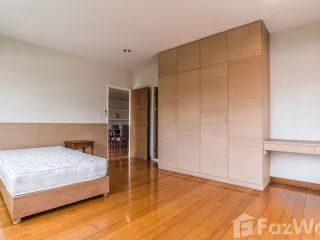 Apartamento en alquiler de 3 habitaciones en Watthana, Bangkok
