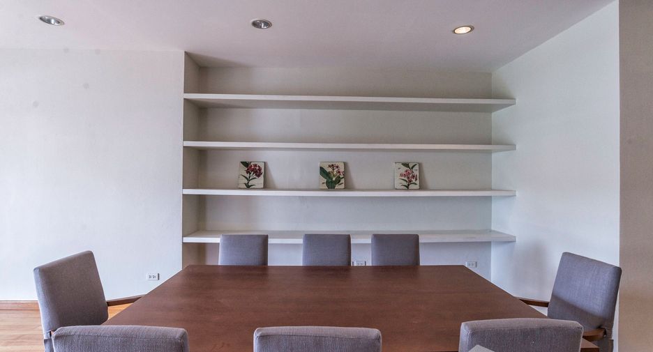 Apartamento en alquiler de 3 habitaciones en Watthana, Bangkok
