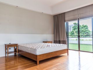 Apartamento en alquiler de 3 habitaciones en Watthana, Bangkok
