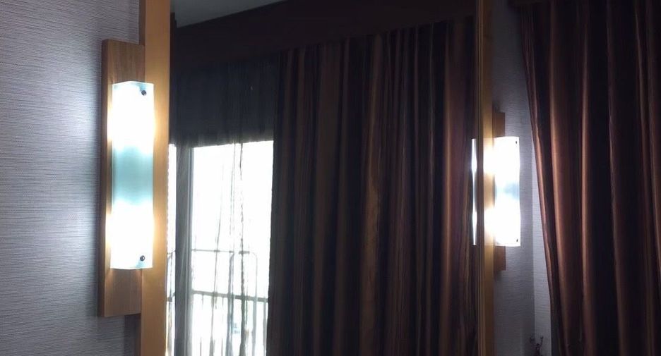 For rent 1 bed condo in Khlong Toei, Bangkok