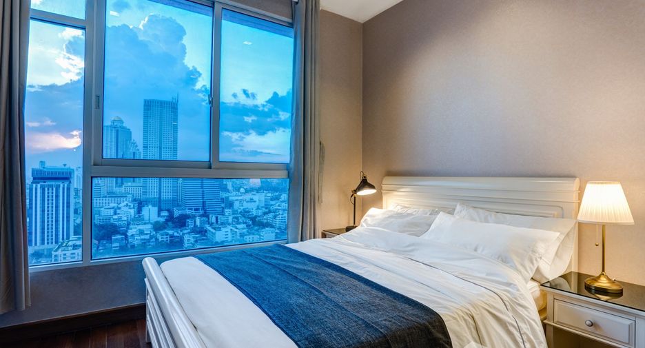 For rent 1 bed condo in Sathon, Bangkok