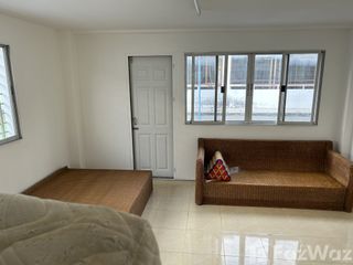 Reihenhaus zur Miete mit 4 Zimmer in Prawet, Bangkok