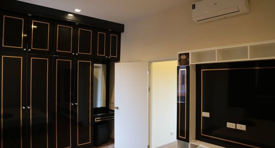 À louer 4 chambres maison à Prawet, Bangkok