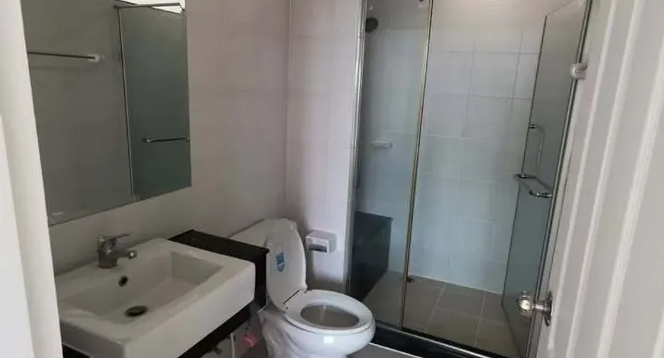 For rent 2 bedrooms condo in Bang Kho Laem, Bangkok