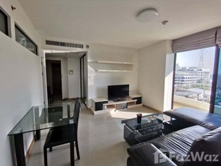 À louer 2 chambres condo à Bang Kho Laem, Bangkok