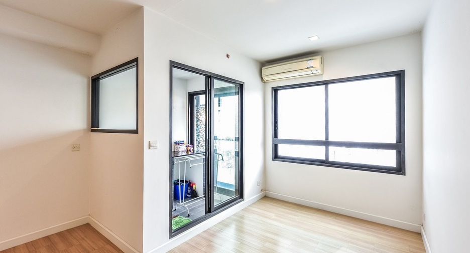 For rent studio condo in Sathon, Bangkok