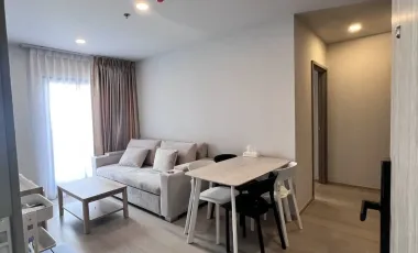 For rent 2 bedrooms condo in Phra Khanong, Bangkok
