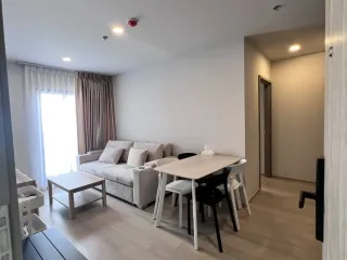 Wohnung zur Miete mit 2 Zimmer in Phra Khanong, Bangkok