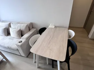 Wohnung zur Miete mit 2 Zimmer in Phra Khanong, Bangkok