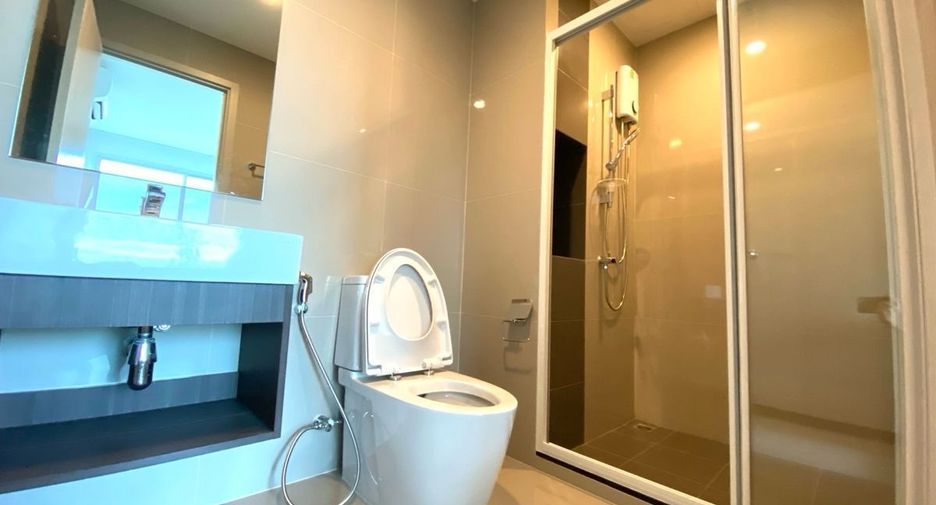 For rent 2 bedrooms condo in Bang Phlat, Bangkok