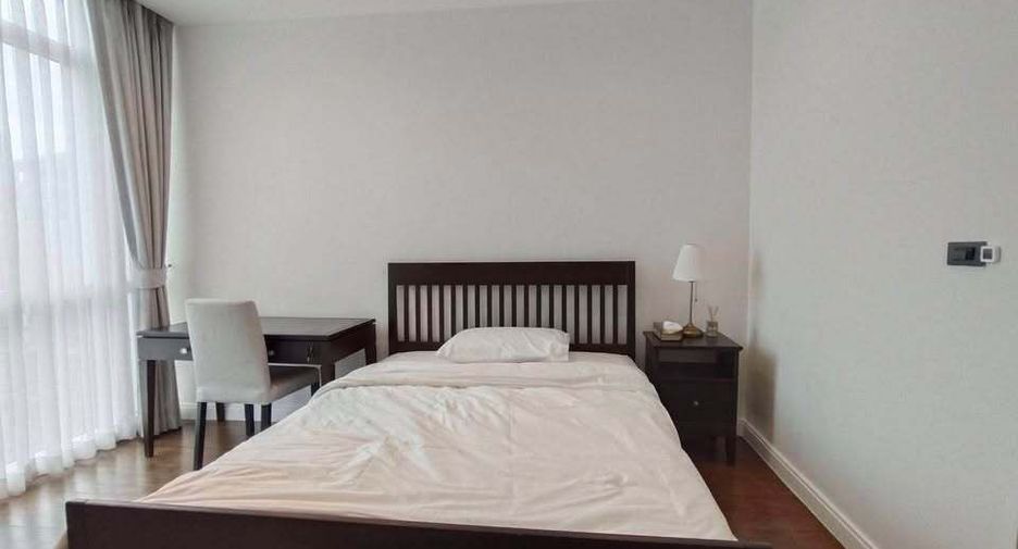 Wohnung zur Miete mit 4 Zimmer in Pathum Wan, Bangkok