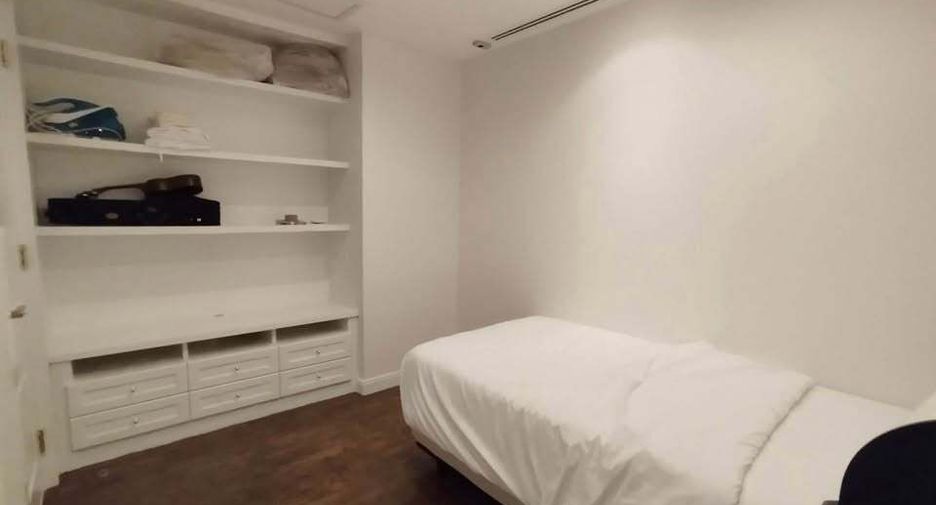 Wohnung zur Miete mit 4 Zimmer in Pathum Wan, Bangkok