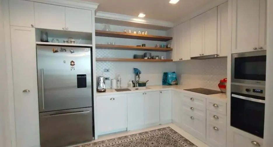 Wohnung zur Miete mit 4 Zimmer in Pathum Wan, Bangkok