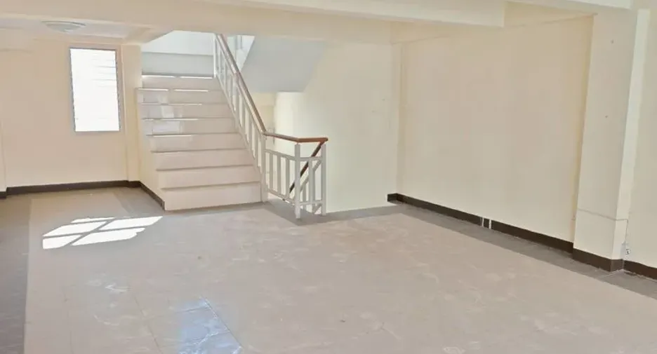 For sale 9 bedrooms retail Space in Mueang Chiang Mai, Chiang Mai