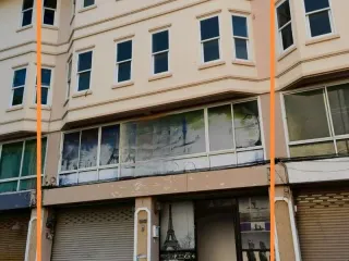 For sale 9 ベッドルーム retail Space in Mueang Chiang Mai, Chiang Mai