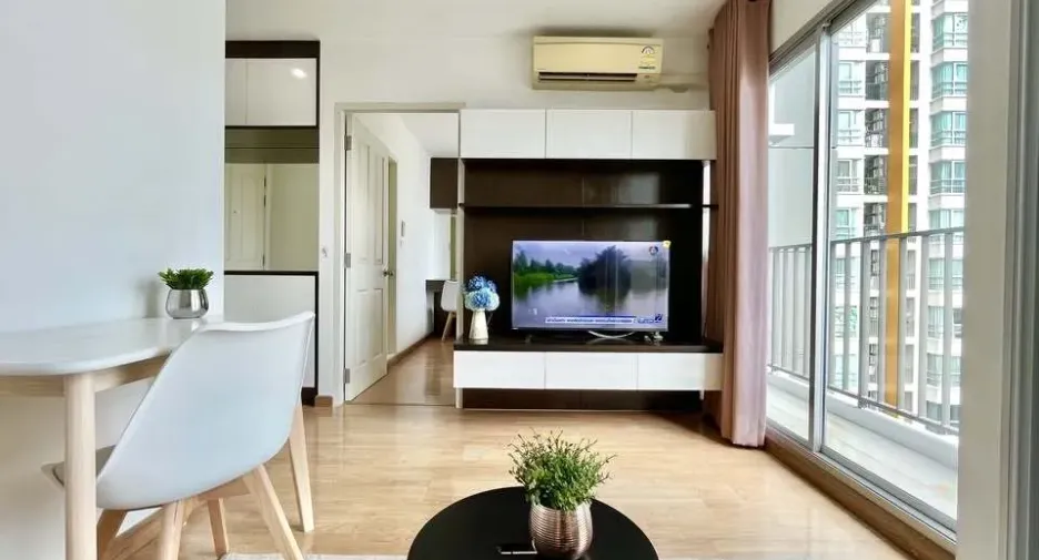For rent 1 bed condo in Phaya Thai, Bangkok