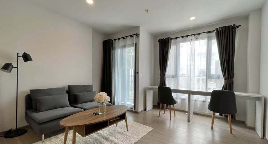 Condo en alquiler de 1 habitaciones en Khlong Toei, Bangkok