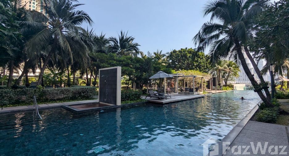 For rent 3 bedrooms condo in Sathon, Bangkok