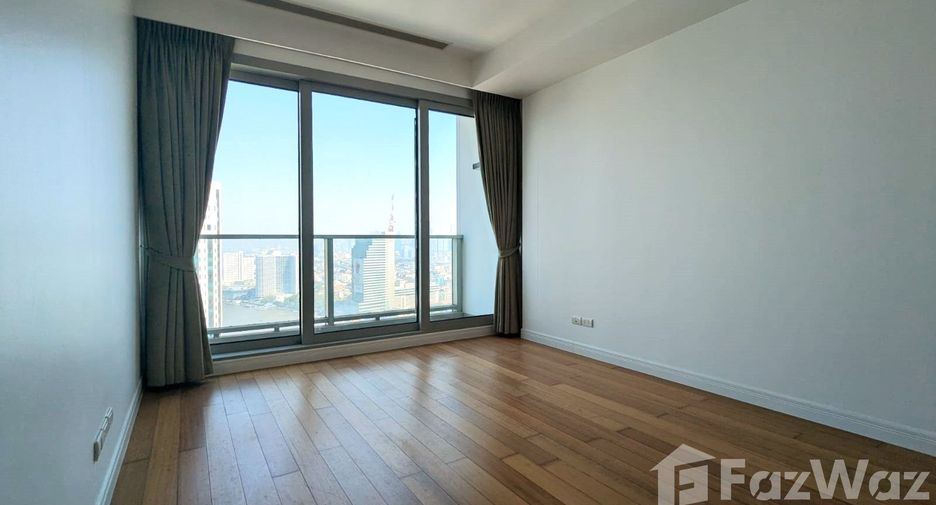 For rent 3 bedrooms condo in Sathon, Bangkok
