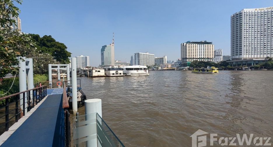 For rent 3 bedrooms condo in Sathon, Bangkok